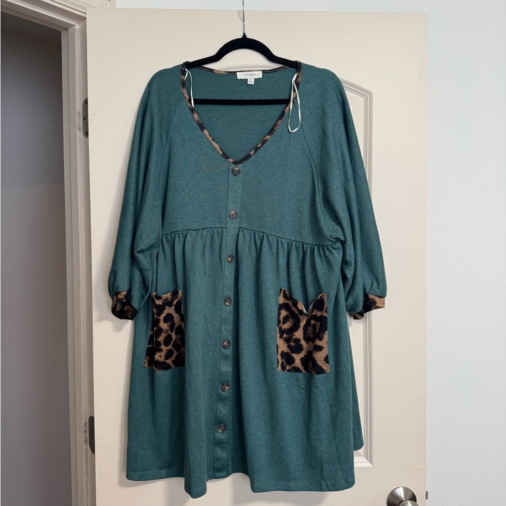 Forrest Green Button-Up Dress with Leopard Accents